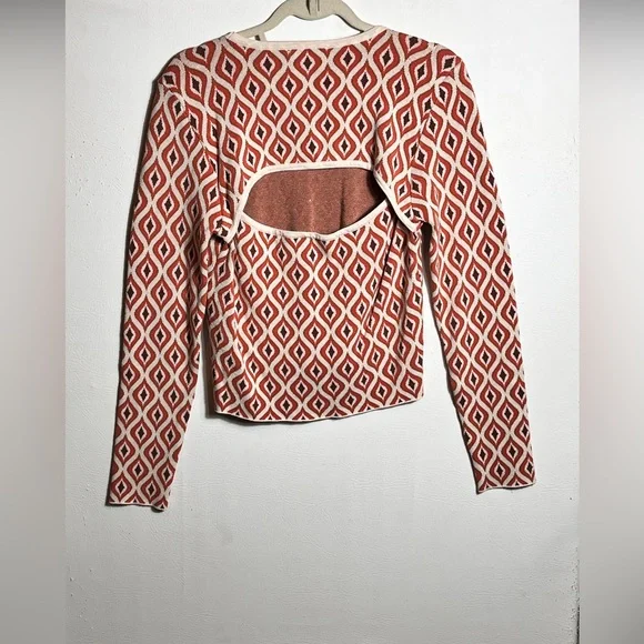 Lulu's Promising Style Taupe Multi Geo Print Cutout Sweater Top Large - Picture 5 of 14